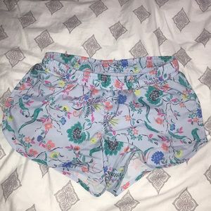 Old navy active shorts!